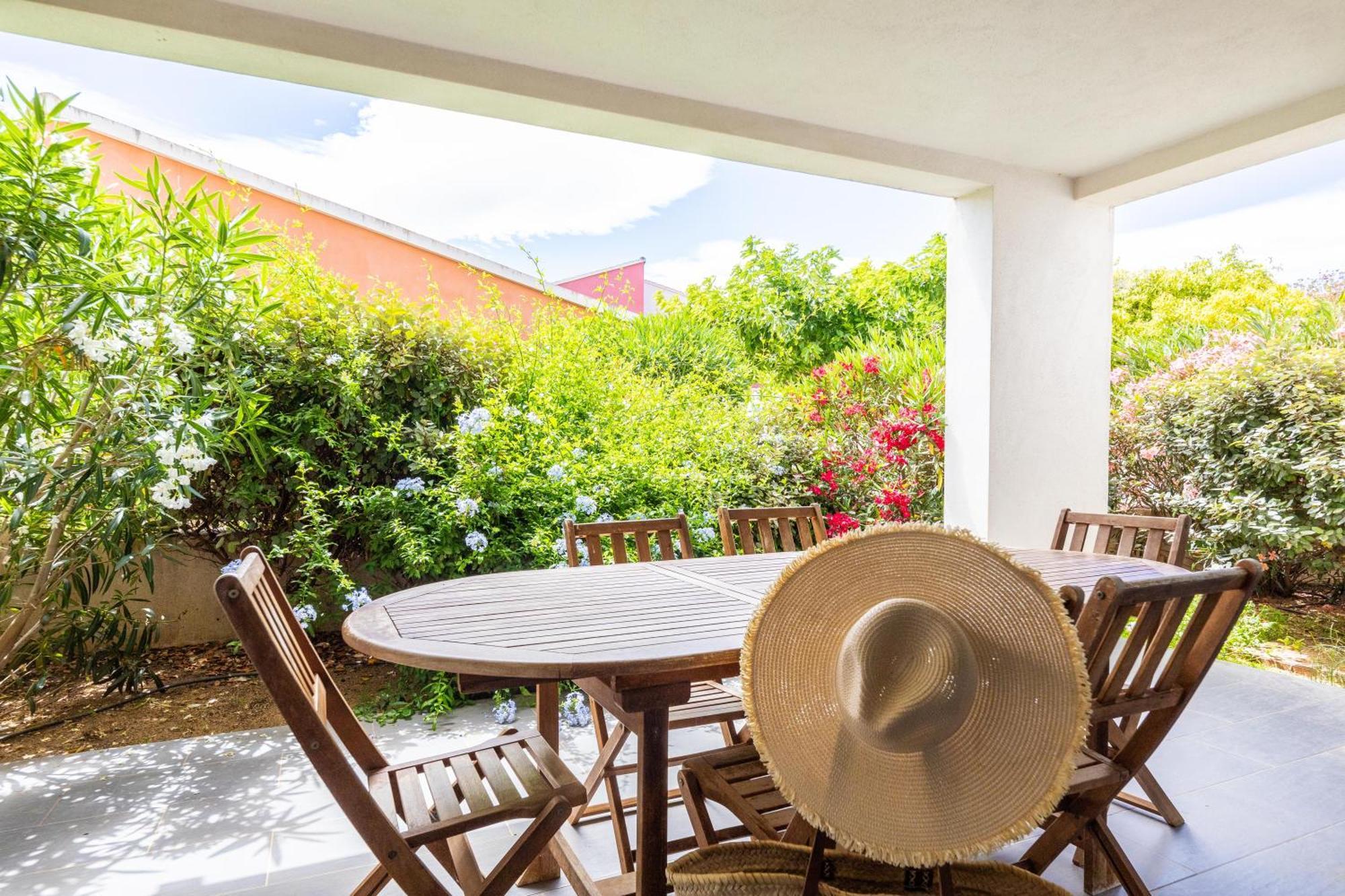 Les Alizes Residence & Spa LʼÎle-Rousse エクステリア 写真