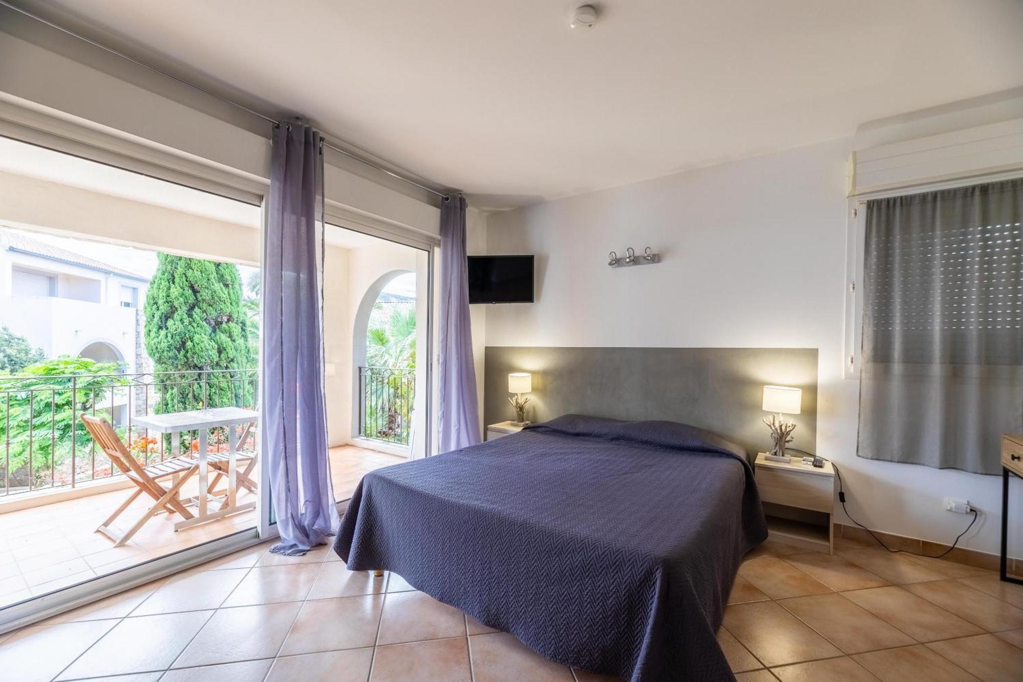 Les Alizes Residence & Spa LʼÎle-Rousse エクステリア 写真