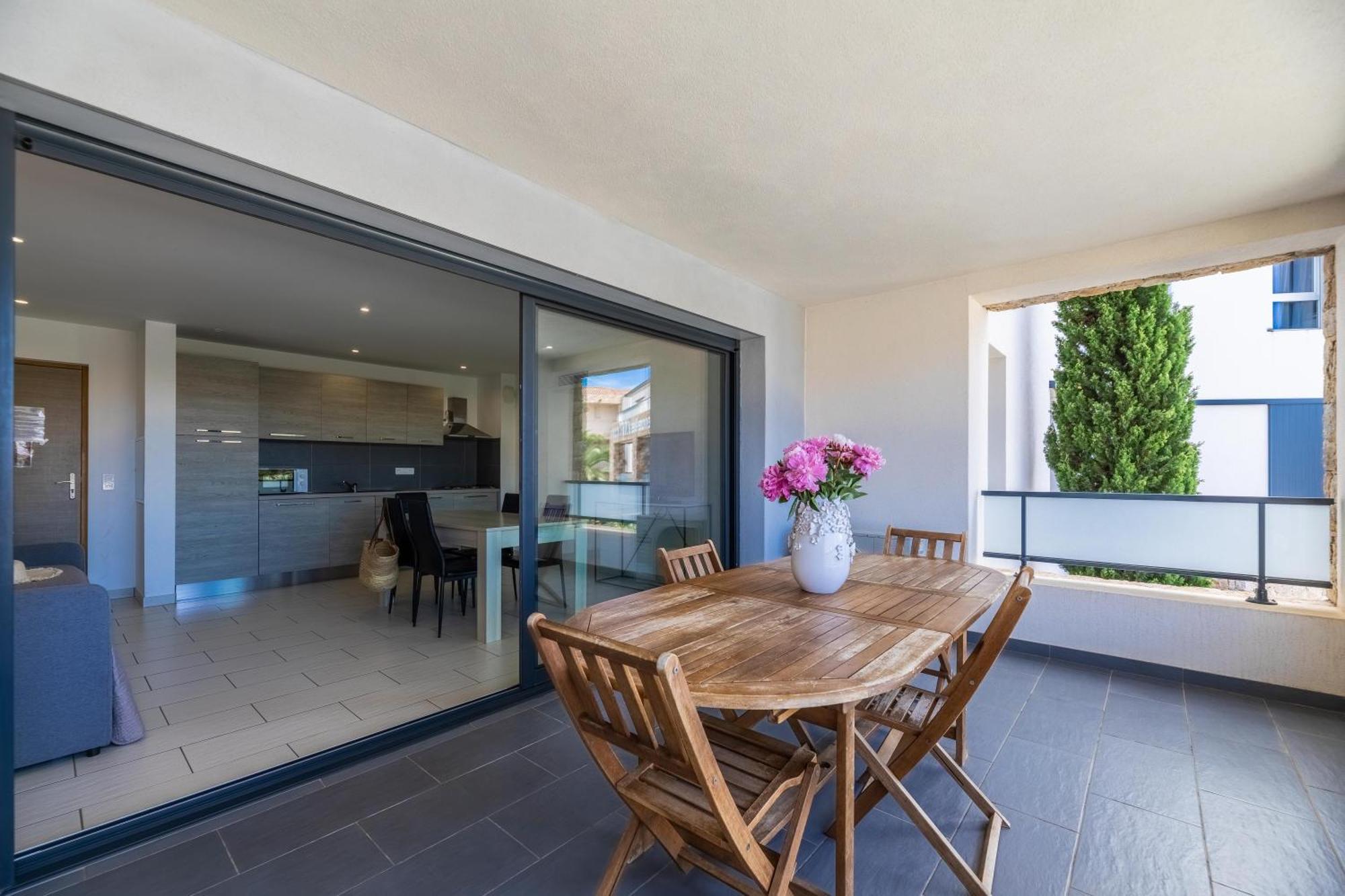 Les Alizes Residence & Spa LʼÎle-Rousse エクステリア 写真